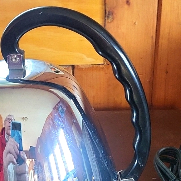 MCM CANADIAN WESTINGHOUSE WATER KETTLE - Picture 2 of 7